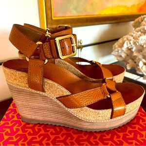 Tory Burch Brenden Mid Wedge size 7.5 in New Cognac
